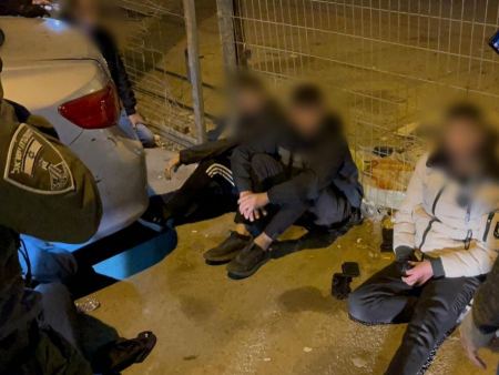 إصابة شابين وطفل بالرصاص في رام الله والقدس